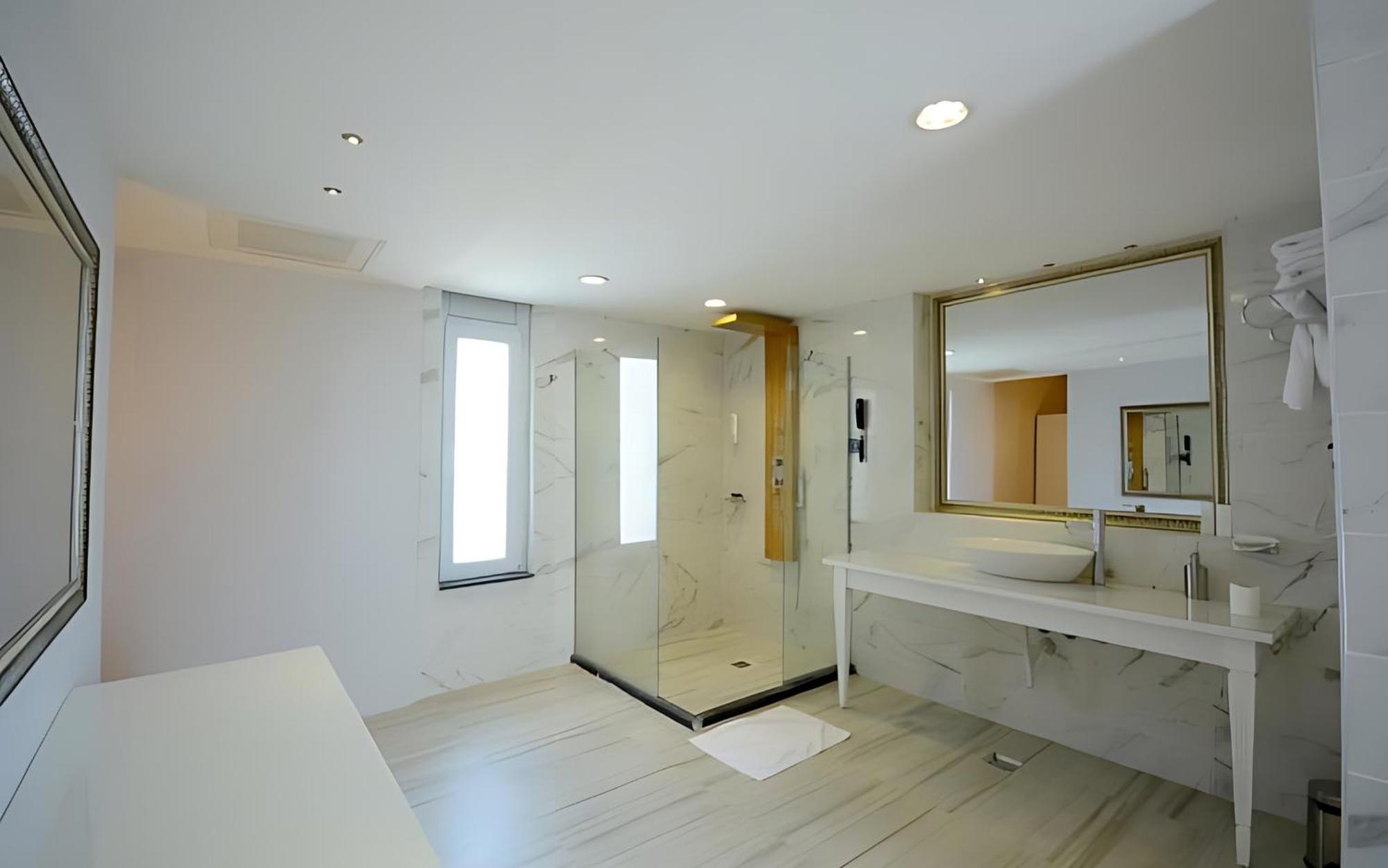 Real House Hotel Kayseri Buitenkant foto